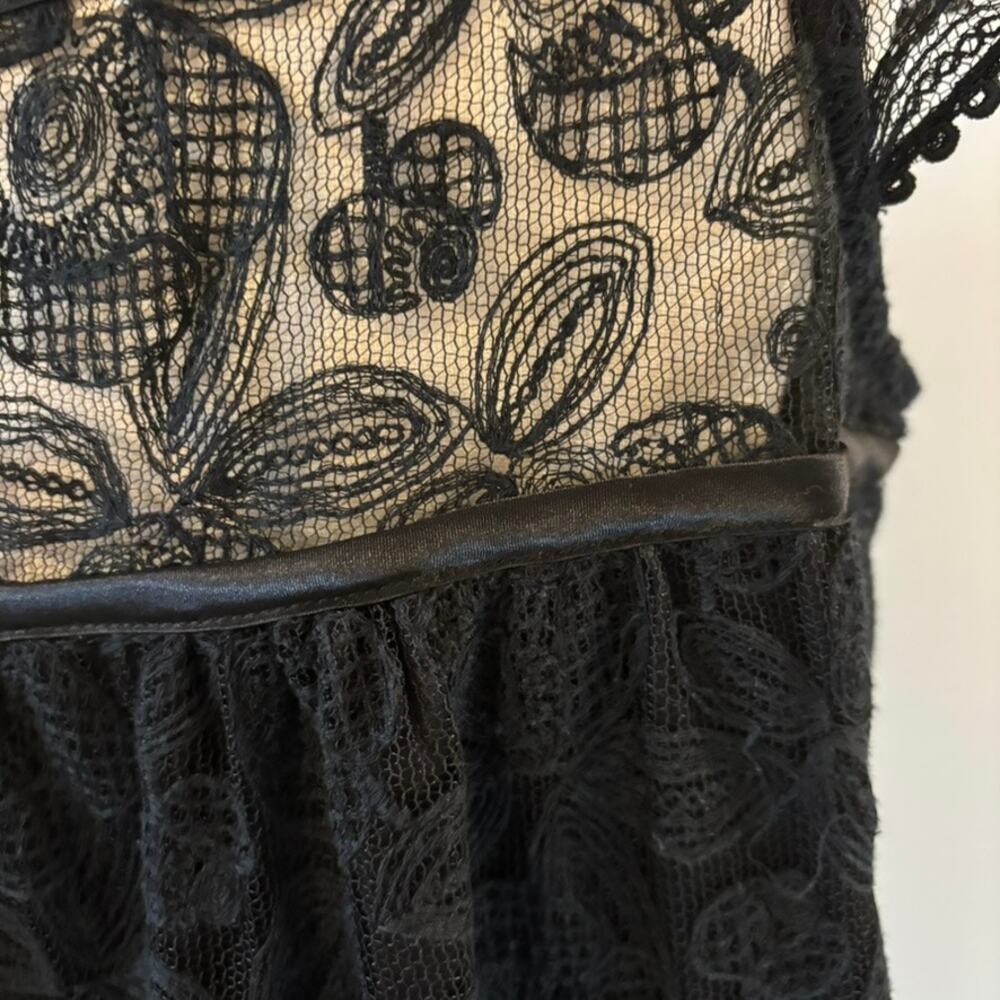 Matty M Black Lace Dress Cap Sleeve Floral Large - Picture 10 of 14